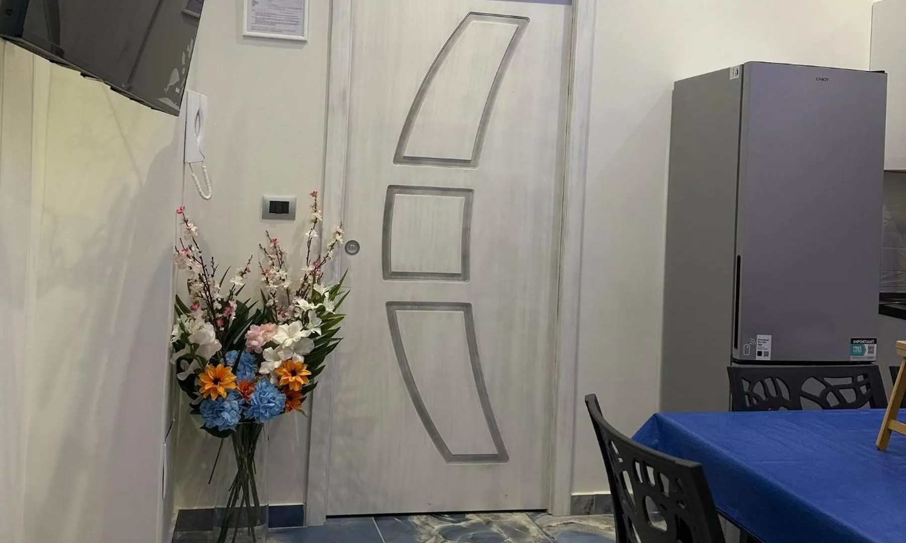Naomi Luxury Home 2 CTA Apartmán